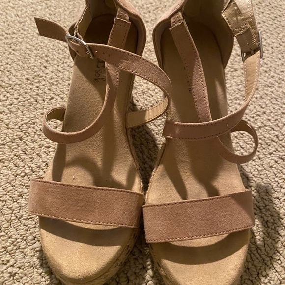 Bke wedge espadrille mauve colored gently worn - Picture 5 of 8